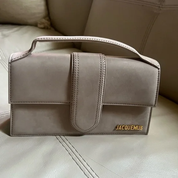 Jacquemus Taupe Clutch with Gold Logo - Picture 2 of 13
